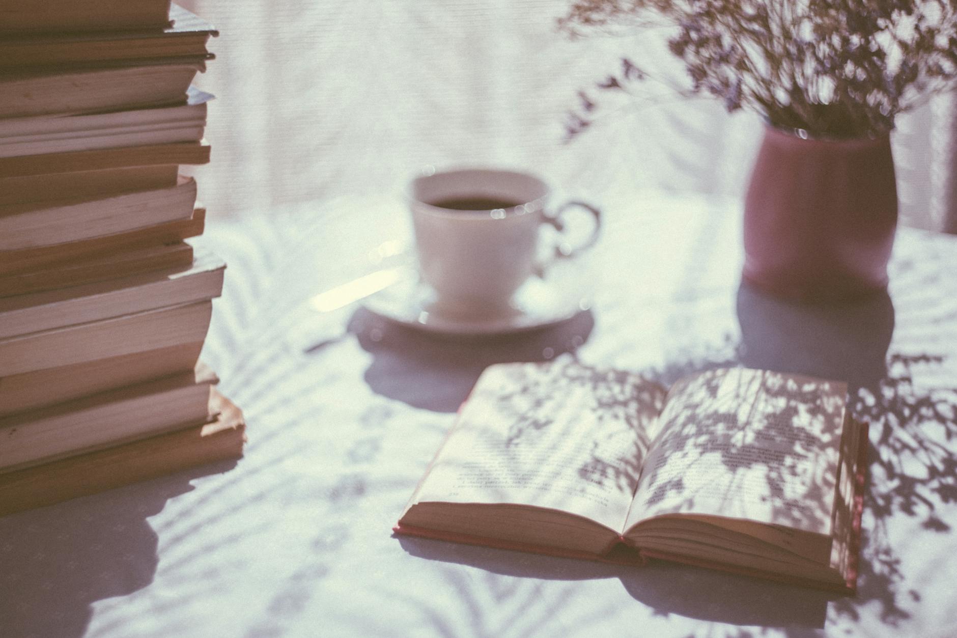 Caffeine and Studying: When Coffee Sharpens Memory and When It Sabotages Your Exam