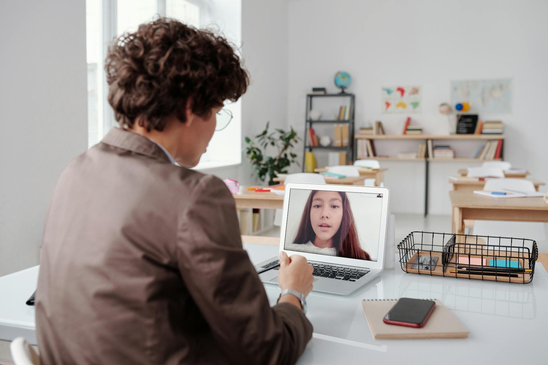 Technology and learning in a modern classroom